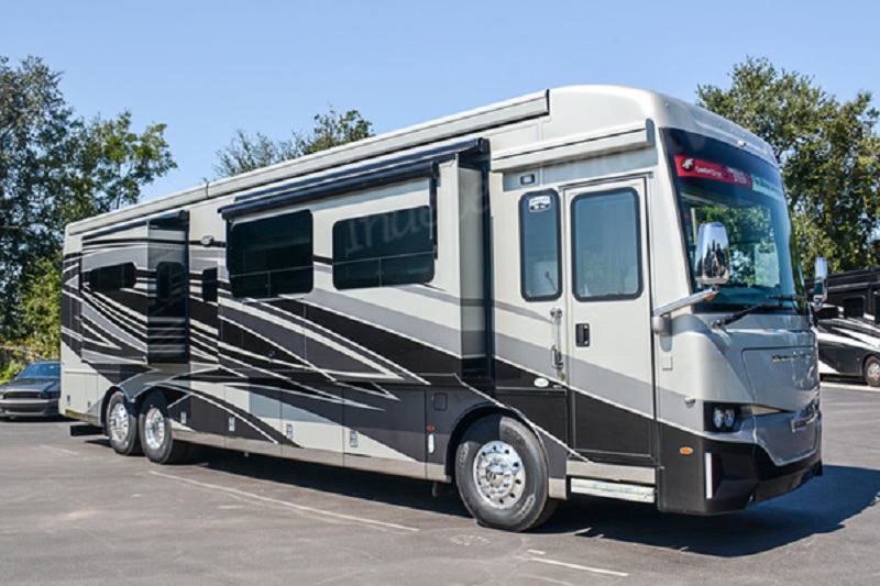 Benefits of Buying a Used Newmar RV